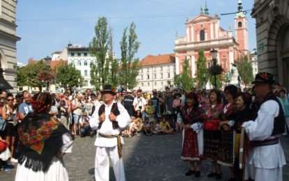 VESELI SRBI U TRIGLAVSKOJ  REPUBLICI