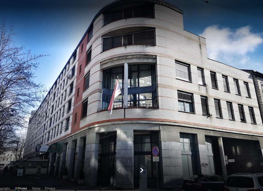 Otvoreno pismo predsedniku R. Srbije, predsedniku Vlade R. Srbije, predsedniku Skupštine R. Srbije, pojedinim ozbiljnijim strankama R. Srbije i različitim medijima.